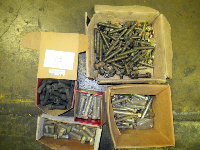 lot 668 image: Assorted High Grade Hardware