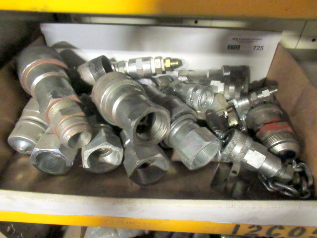 lot 725 image: Quick Connect And Hydraulic Fittings