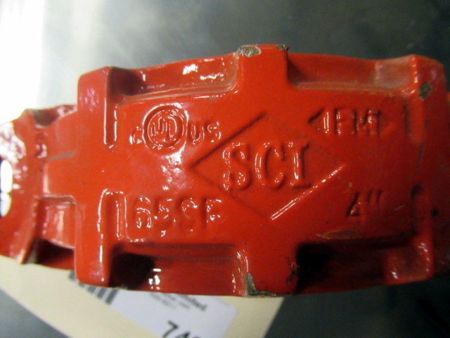 lot 740 image: Gruvlok Pipe Couplings Parts