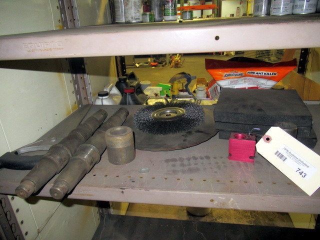lot 743 image: Assorted Parts