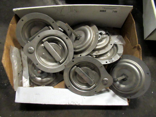 lot 746 image: Lot Of Tank Covers