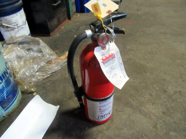 lot 753 image: Fire Extinguisher
