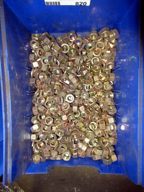 lot 820 image: Tub Of Industrial High Grade Hardware