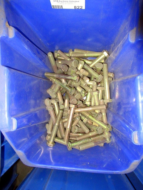 lot 822 image: Tub Of Industrial High Grade Hardware
