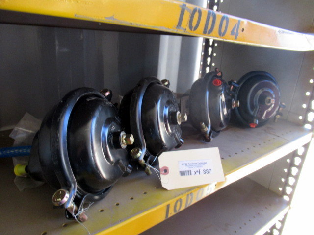 lot 887 image: Holdex Chamber SC16-T16-2.25 Chamber Brakes