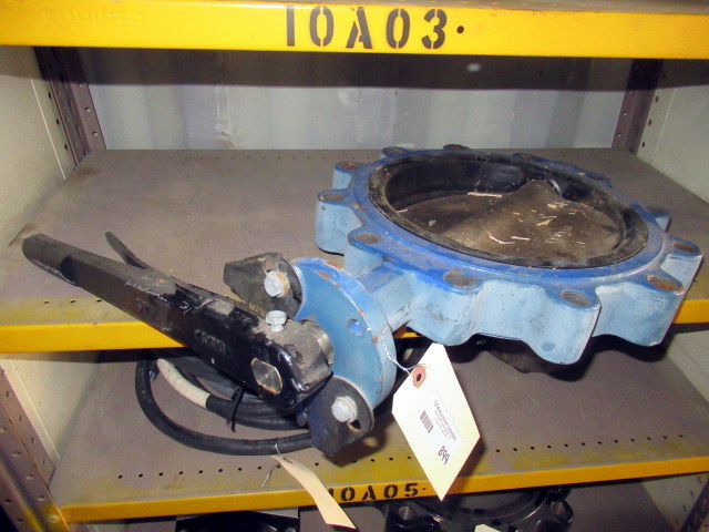 lot 899 image: 10 Butterfly Valve