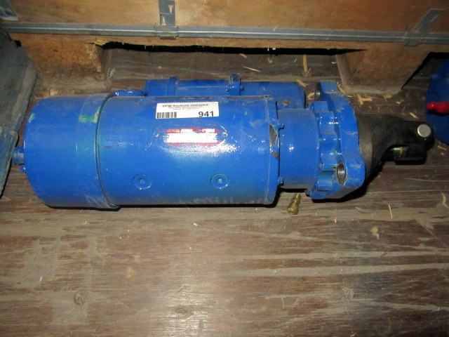 lot 941 image: Diesel Starter