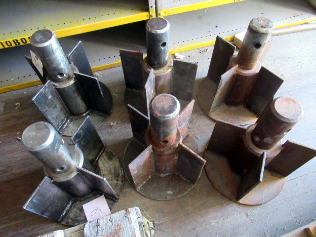 lot 946 image: Agitators 1.16.12 Used In The Oil & Gas Business