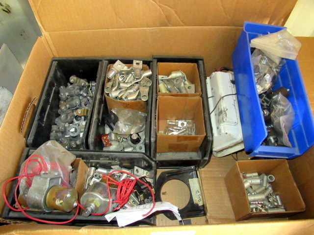 lot 962 image: Battery Terminals And Electrical Lugs