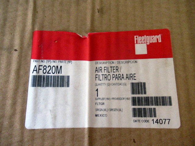 lot 976 image: Air Filter Element AF820M