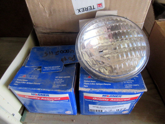 lot 977 image: Lights