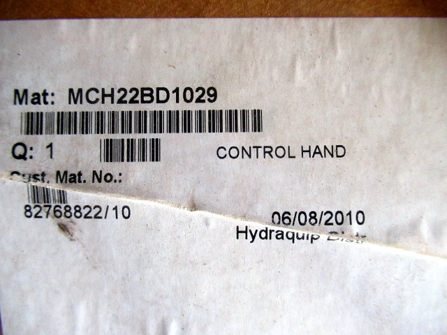 lot 981 image: Sauer Danfoss Control Handle MCH22BD1029 12VDC Joystick