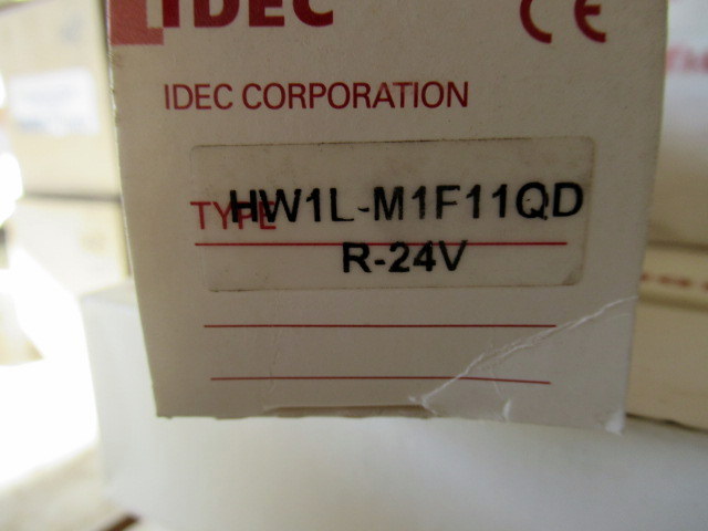 lot 1051 image: Assorted Relays HW1L-M1F11QD