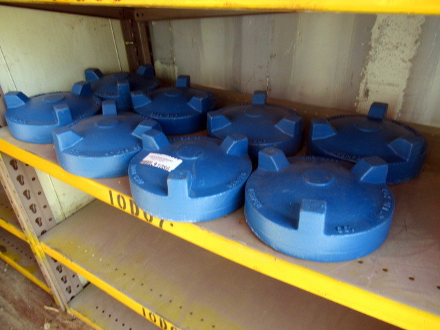 lot 1086 image: Kemper Valve 4 207 Caps
