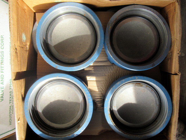 lot 1088 image: Kemper Valve 4 207 Caps