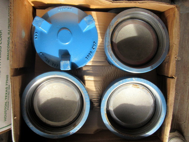 lot 1089 image: Kemper Valve 4 207 Caps