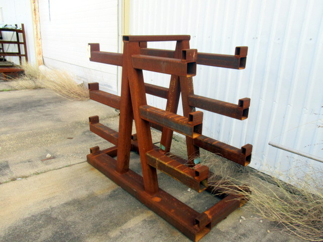 lot 1115 image: Steel Rack Shelving