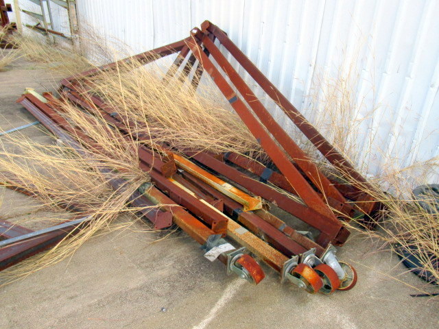 lot 1117 image: Steel Framing With Casters