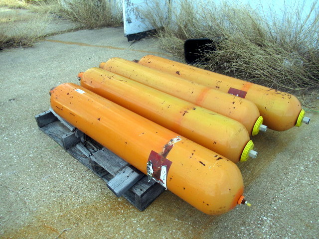 lot 1125 image: 4 Accumulator Tanks