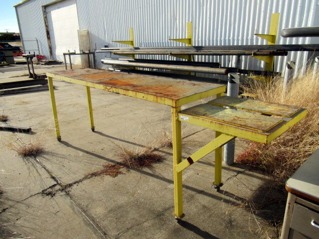 lot 1128 image: Steel Work Bench On Casters
