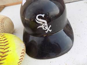 lot 55 image: White Sox batting helmet and 3 balls