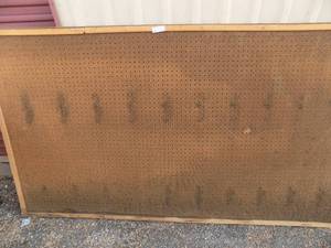 lot 59 image: peg board 4x8 in frame
