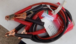 lot 19 image: Booster cables 12 Ft.