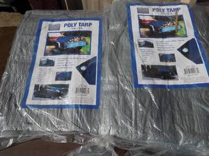 lot 202 image: Poly tarp 6x8 feet x 2 NIP