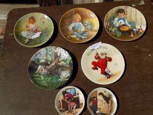 lot 163 image: Decorative plates x knowels and Rico