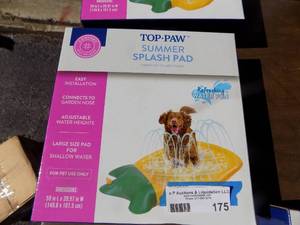 lot 175 image: Top Paw splash pad NIP