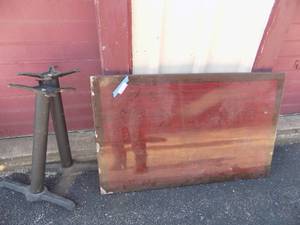 lot 197 image: Caf table needs screws