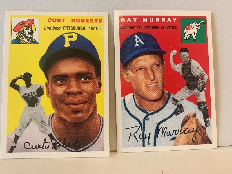 lot 200 image: TOPPS BASEBALL ARCHIVES ULTIMATE 1954 SERIES LOT  RAY MURRAY & CURT ROBERTS  2 CARDS