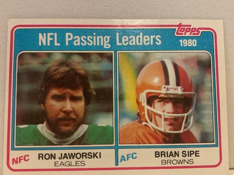 lot 212 image: 1981 TOPPS #1 NFL PASSING LEADERS  RON JAWORSKI & BRIAN SIPE