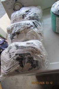 lot 135 image: INDUSTRIAL GLOVES