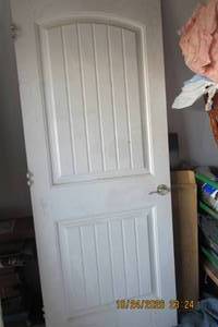 lot 166 image: INSIDE DOOR