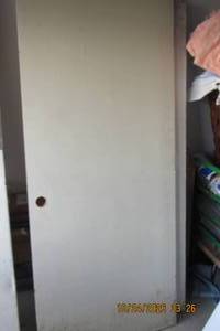 lot 171 image: OUTSIDE DOOR