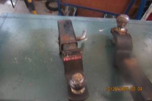 lot 29 image: UHAUL POWERTON TOW HITCH