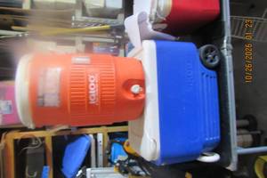 lot 269 image: IGLOO BLUE COOLER DRINK COOLER