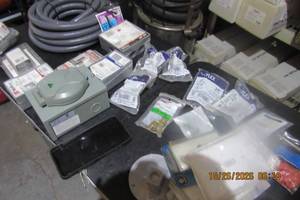 lot 185 image: ELETRICAL ITEMS  SEALED