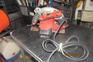 lot 40 image: SKIL CIRCULAR SAW