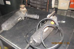 lot 47 image: WARROIR IRONTON ANGLE GRINDERS