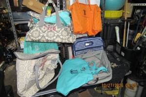 lot 299 image: INITIALS.COM BABY MOM BAGS