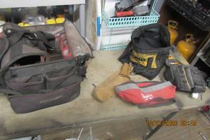 lot 116 image: TOOL BAGS