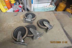 lot 183 image: 5 CASTER WHEELS