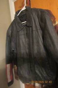 lot 217 image: OSCAR PIEL LEATHER JACKET