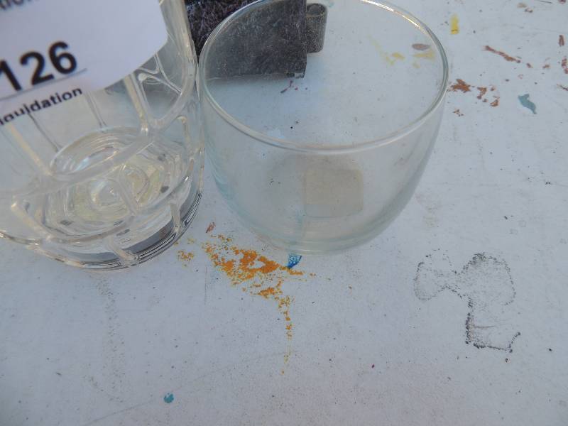 lot 126 image: LED cup,   bag of rocks for display