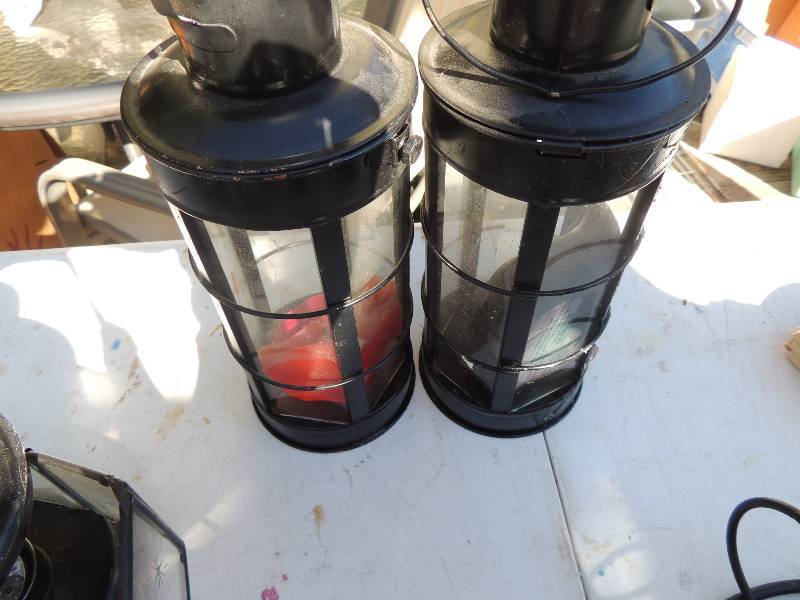 lot 131 image: star wall pocket x 2, candle lanterns x 2, etc.