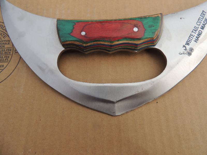 lot 202 image: Hand made WHITE TAIL Hunting knife