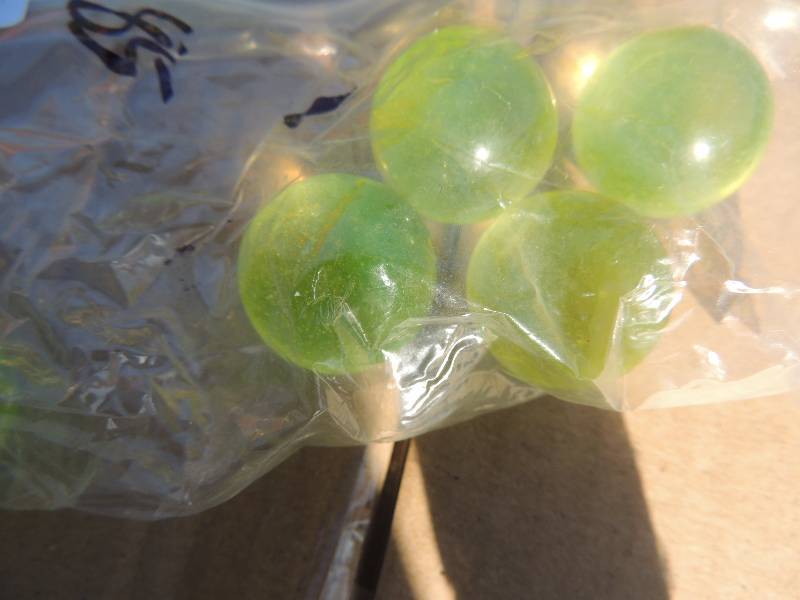 lot 261 image: VASELINE GLASS - 7 MARBLE SHOOTERS