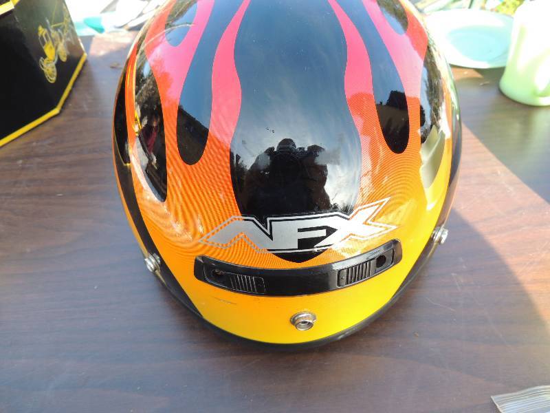 lot 281 image: AFX MOTORCYCLE HELMET - SIZE LARGE
